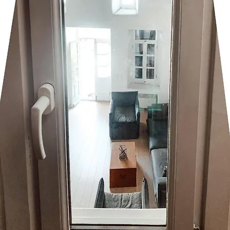 Mykonian Spirit Downtown Townhouse Apartment